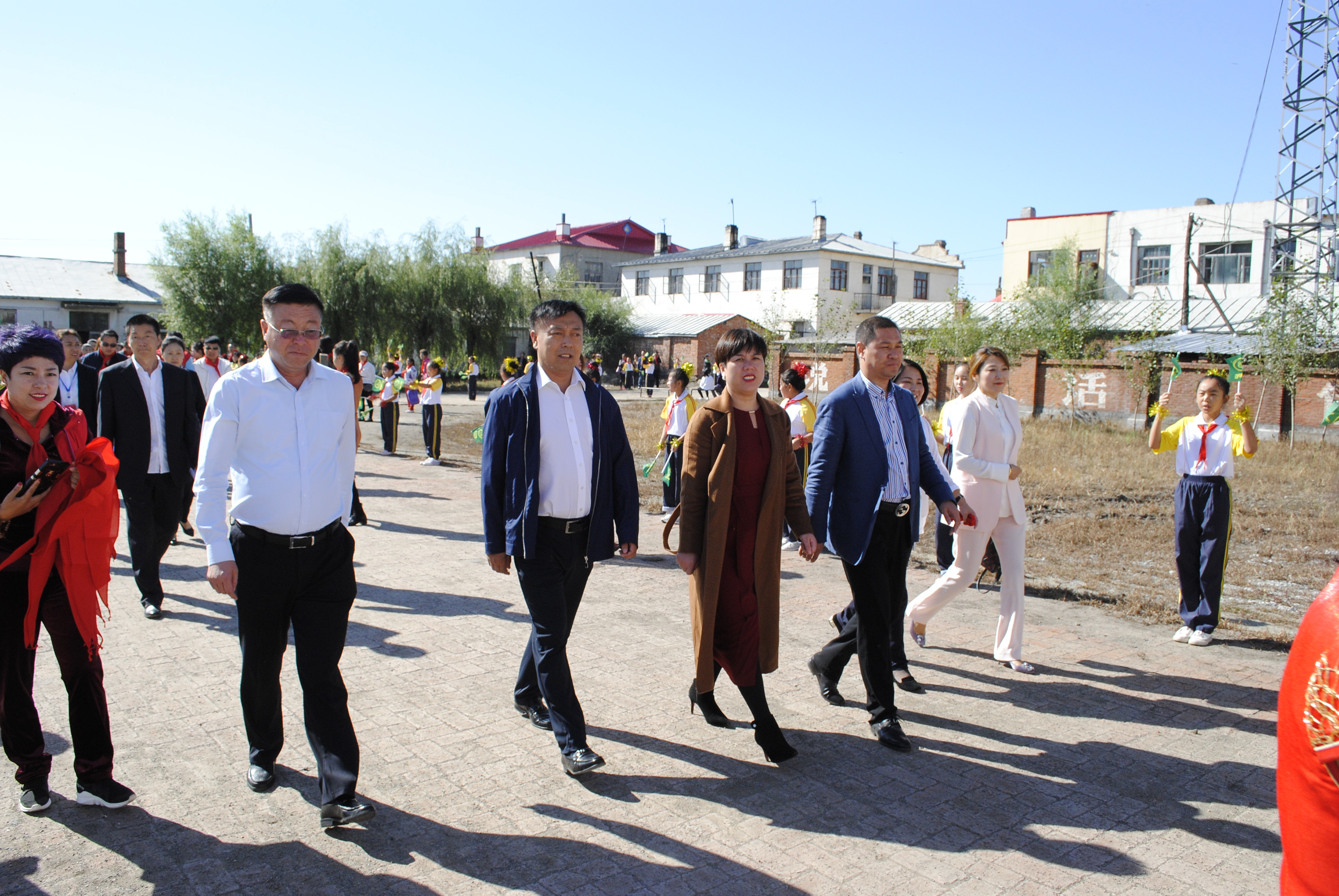 第118所 哈尔滨市呼兰区押球官方网站蔡立影小学